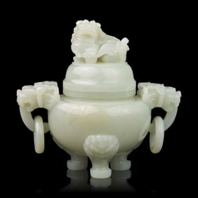 A Chinese White Jade Tripod Censer and Cover, 20th Century 二十世紀 白
