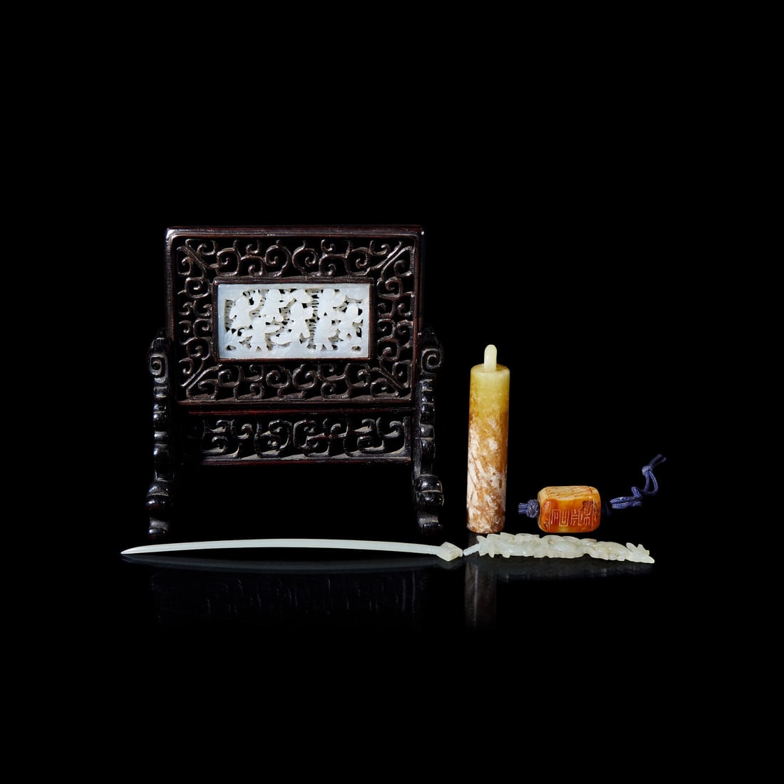 Four Chinese Jade Articles, Qing Dynasty 清 玉器四件