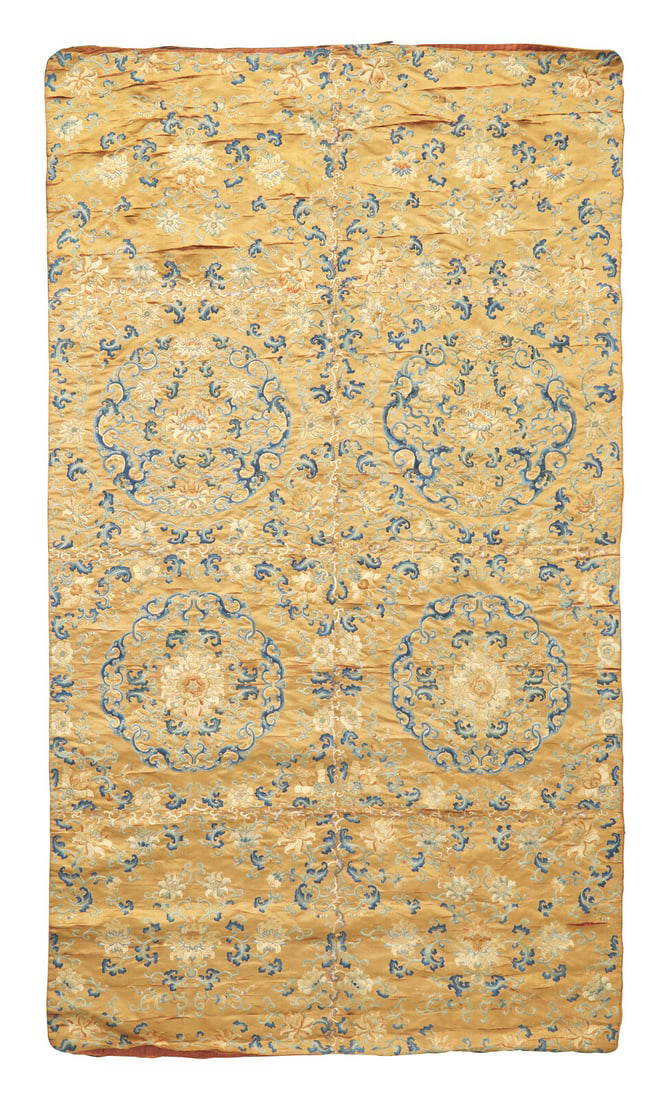 A Chinese Embroidered Silk Coverlet, Qing Dynasty, 18th/Early 19th Century 清中期