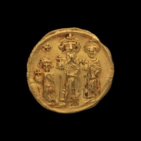 [ANCIENTS] BYZANTINE EMPIRE. Heraclius (638-641 AD). Av Solidus (4.4g, 23mm); the obverse showing
