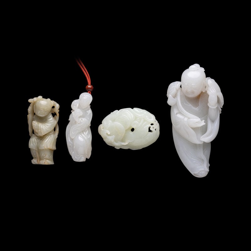 Four Chinese Celadon and White Jade Carvings, 20th Century
近代 青白玉 (1 of 6)