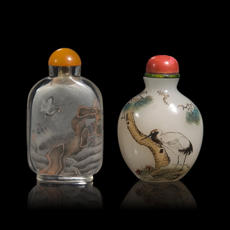 Two Chinese Glass Snuff Bottles
料器鼻煙壺兩支 (1 of 3)