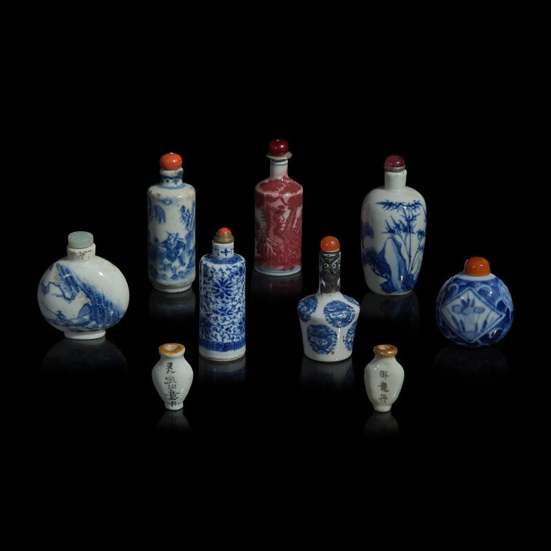 Nine Chinese Miniature Porcelain Snuff and Medicine Bottles, Late Qing-Republic Period
晚ę (1 of 3)