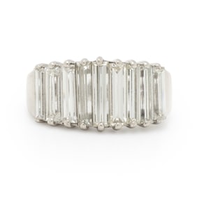 DIAMOND AND PLATINUM RING