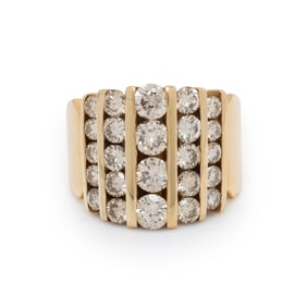 COLORED DIAMOND AND YELLOW GOLD RING