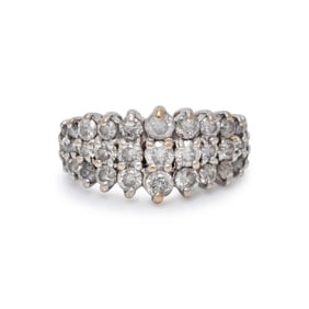 DIAMOND AND WHITE GOLD RING