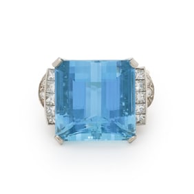 AQUAMARINE AND DIAMOND RING