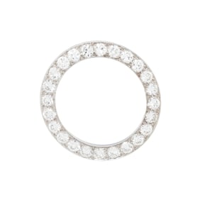 PLATINUM AND DIAMOND CIRCLE BROOCH