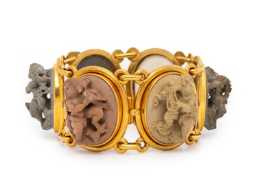 LAVA CAMEO AND YELLOW GOLD BRACELET