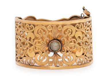 YELLOW GOLD AND HARDSTONE CUFF BRACELET