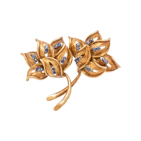 YELLOW GOLD AND SAPPHIRE LEAF BROOCH