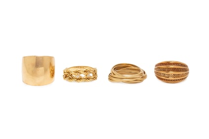 COLLECTION OF YELLOW GOLD RINGS