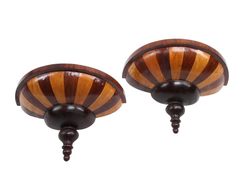 A Pair of Regency Style Wall Brackets (1 of 3)