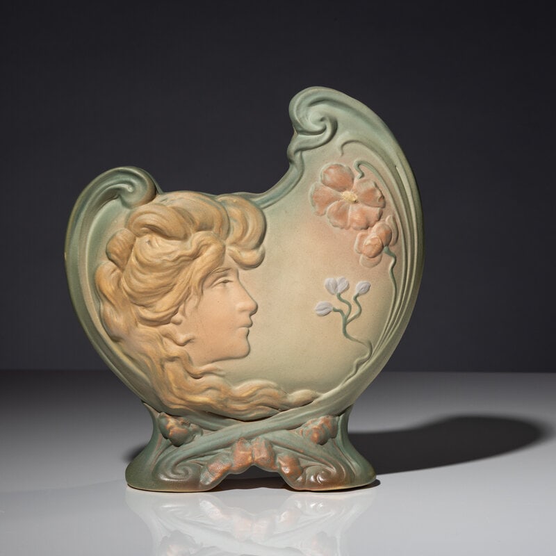 A Weller Pottery Cameo Shell Vase  (1 of 4)