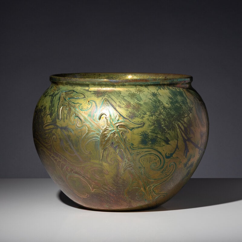 Jacques Sicard for Weller Pottery
Early 20th Century
Jardinière, c. 1909 (1 of 5)