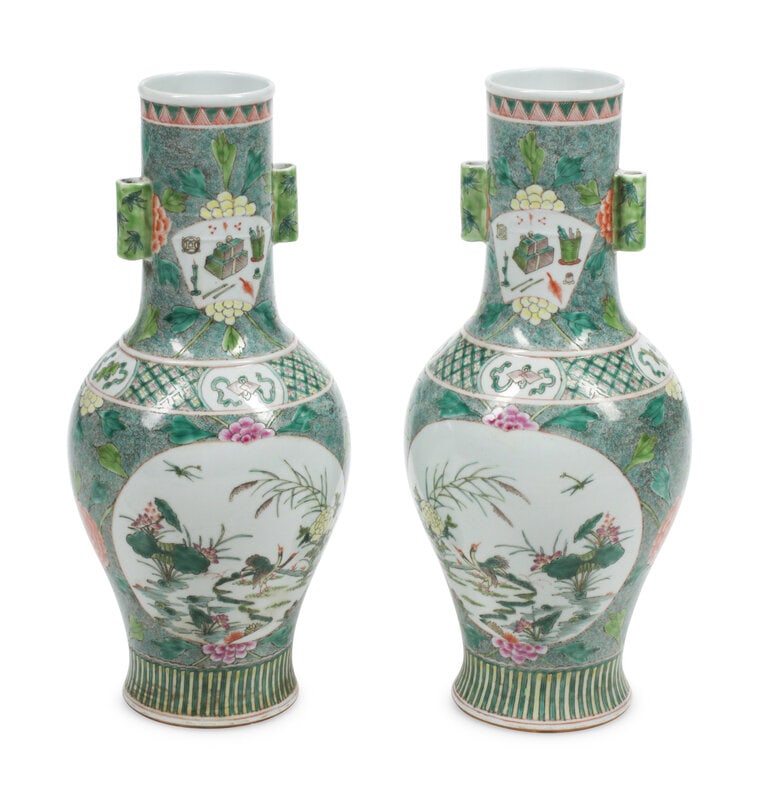A Pair of Chinese Porcelain Vases (1 of 5)