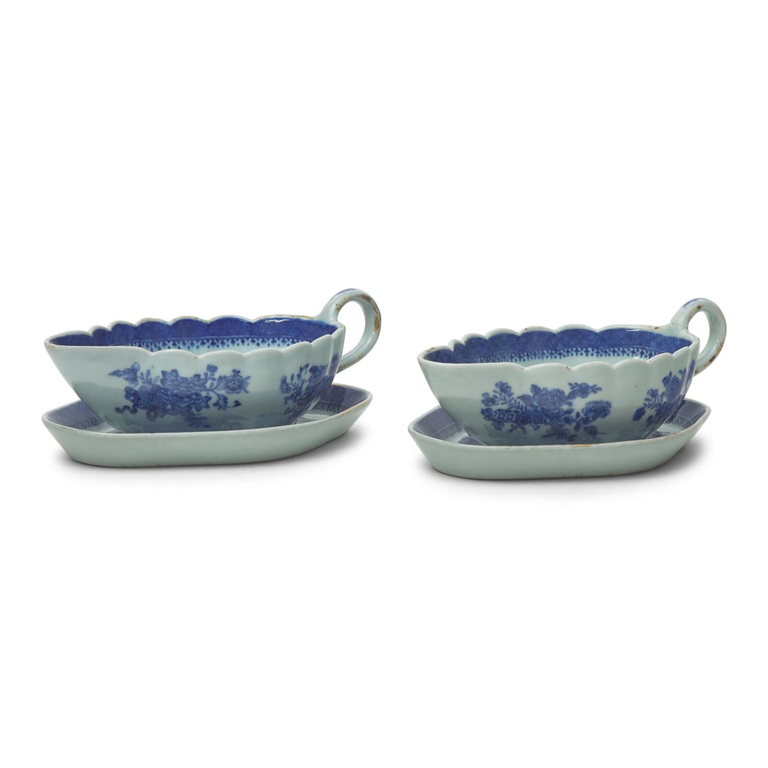 A Pair of Chinese Export Porcelain Fitzhugh Sauce Boats and Stands: A Pair of Chinese Export Porcelain Fitzhugh Sauce Boats and Stands Late 18th Century Height 2 1/2 x width 8 x depth 4 inches (sauce boats). This lot is located in Philadelphia. Provenance: John M. DeC
