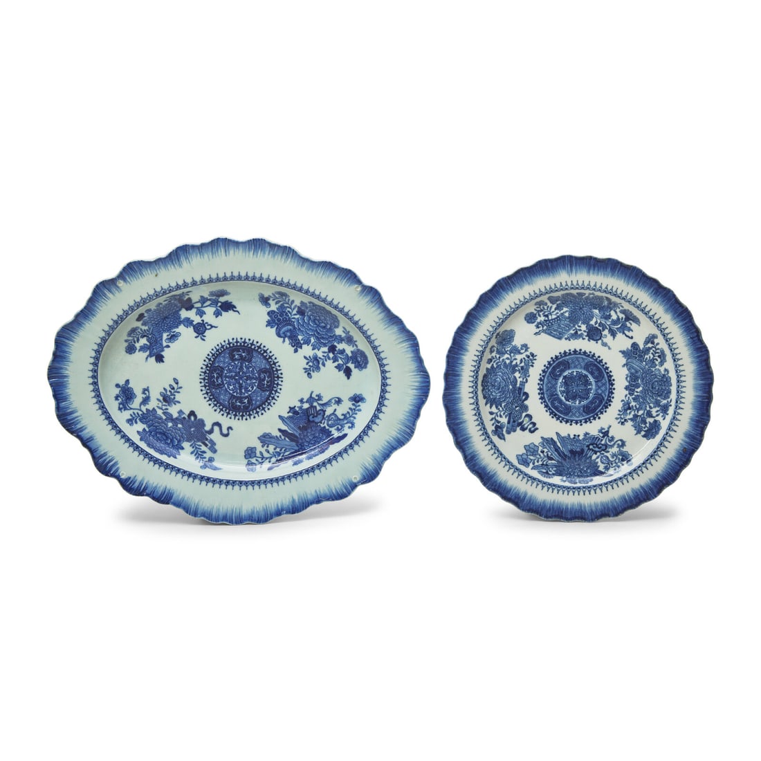 A Chinese Export Porcelain Fitzhugh Feather Edge Plate and Platter: A Chinese Export Porcelain Fitzhugh Feather Edge Plate and Platter Late 18th Century 13 3/4 x 10 1/2 inches (platter). This lot is located in Philadelphia. Provenance: John M. DeCiccio Collection, Bos