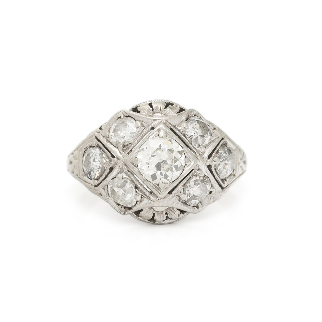 DIAMOND AND WHITE GOLD RING (1 of 3)