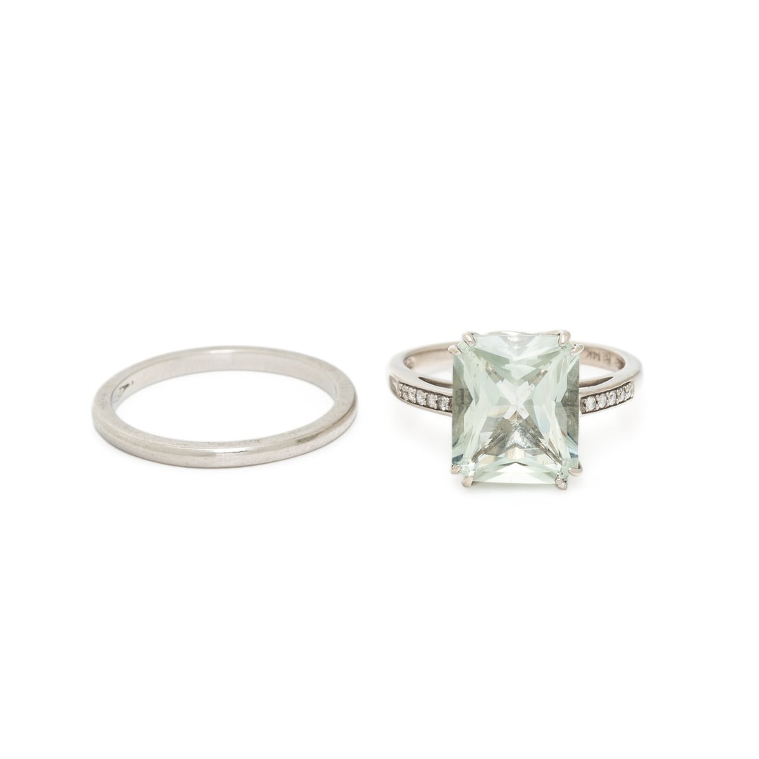 LIME QUARTZ AND DIAMOND RING AND PLATINUM BAND: LIME QUARTZ AND DIAMOND RING AND PLATINUM BAND Including two rings, one set with a modified emerald cut lime and round diamonds. 14 karat white gold and platinum. Aquamarine ring stamp: 14K (maker's