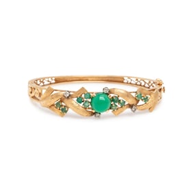 CHRYSOPRASE, DIAMOND, AND YELLOW GOLD BANGLE BRACELET