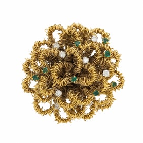 YELLOW GOLD, DIAMOND, AND EMERALD BROOCH