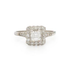 DIAMOND AND PLATINUM RING