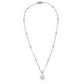 DIAMOND AND PLATINUM NECKLACE