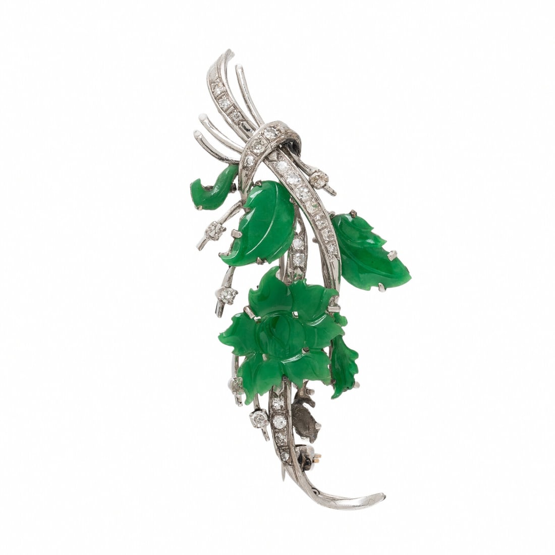 JADE, DIAMOND, AND WHITE GOLD FOLIATE BROOCH (1 of 2)