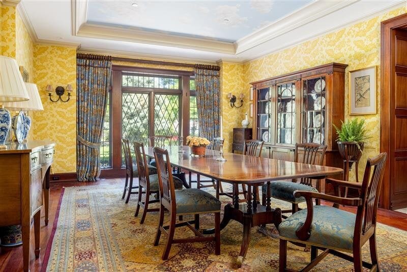 A Pair of Louis XV Style Carved Oak Bergerès - 3