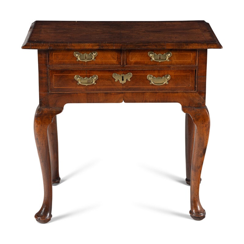 A George II Walnut Dressing Table (1 of 2)
