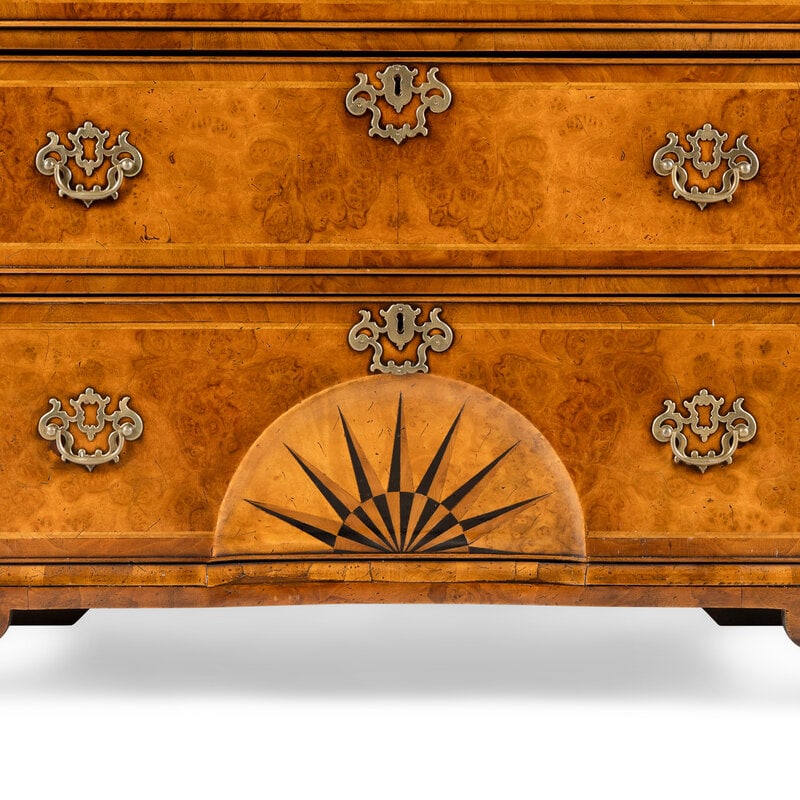 A George III Burl Walnut Chest-on-Chest - 4