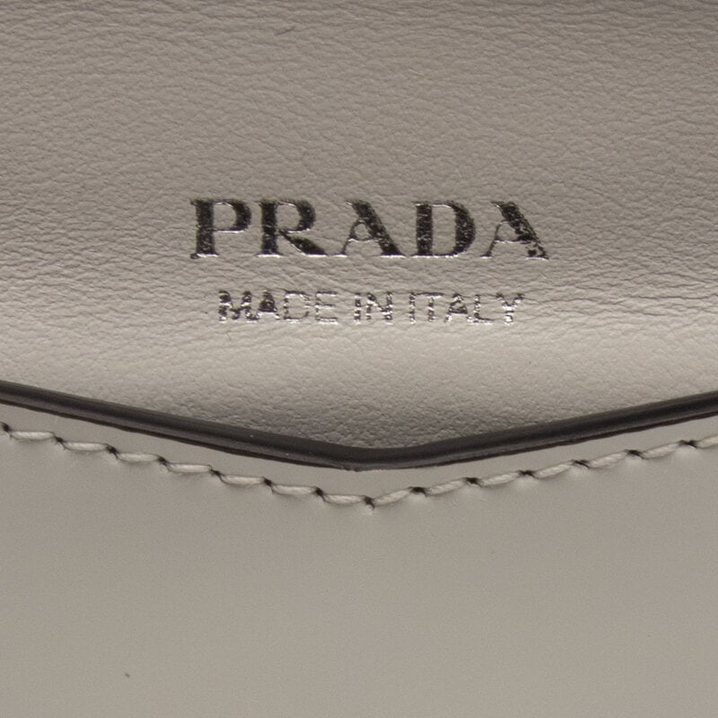PRADA, WHITE LEATHER WRISTLET CLUTCH - 4