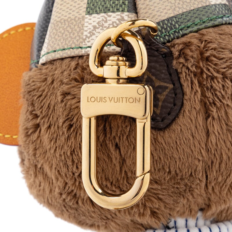 LOUIS VUITTON, PLUSH BASEBALL LOUIS BEAR BAG CHARM - 4