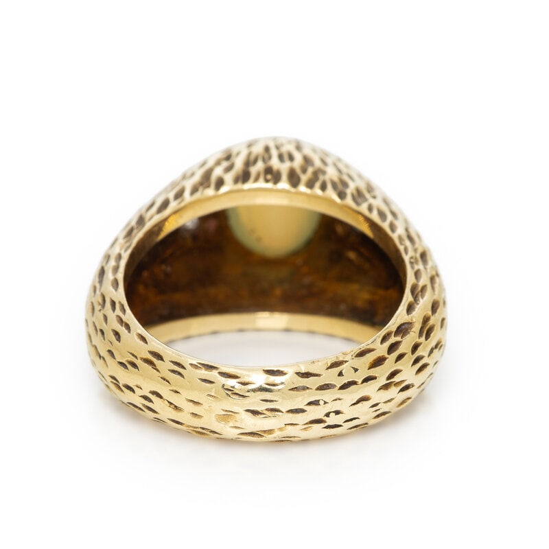 CAT'S EYE CHRYSOBERYL, DIAMOND, AND YELLOW GOLD RING - 3