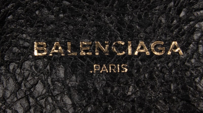 BALENCIAGA, AGED LEATHER CIRCLE BAG - 4