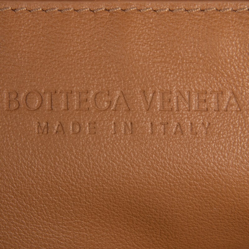 BOTTEGA VENETA, JODIE BAG IN TAN INTRECCIATO LEATHER - 4