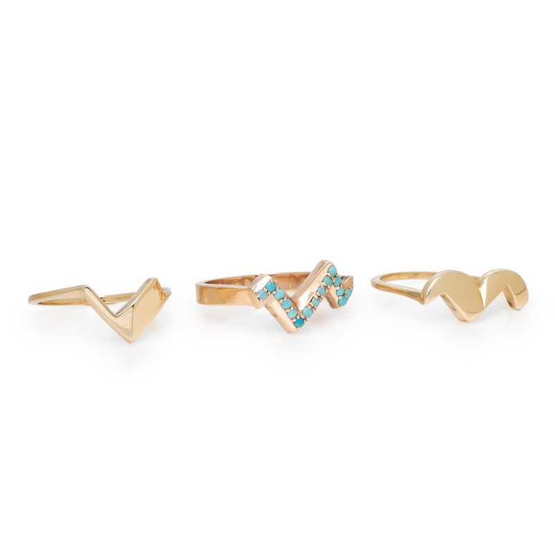 COLLECTION OF THREE YELLOW GOLD STACKING RINGS - 5