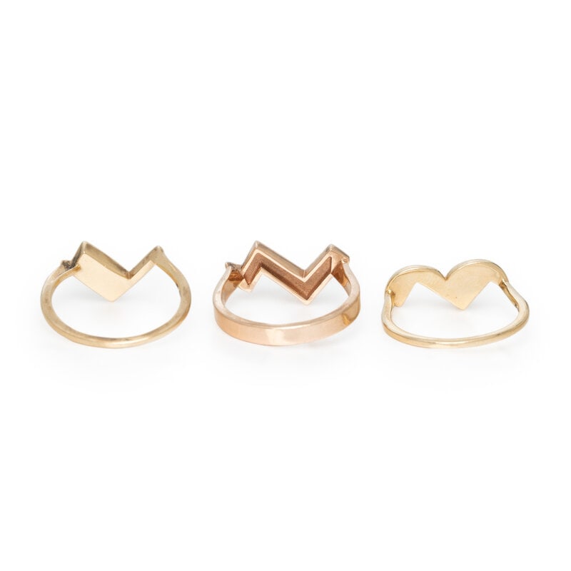 COLLECTION OF THREE YELLOW GOLD STACKING RINGS - 6