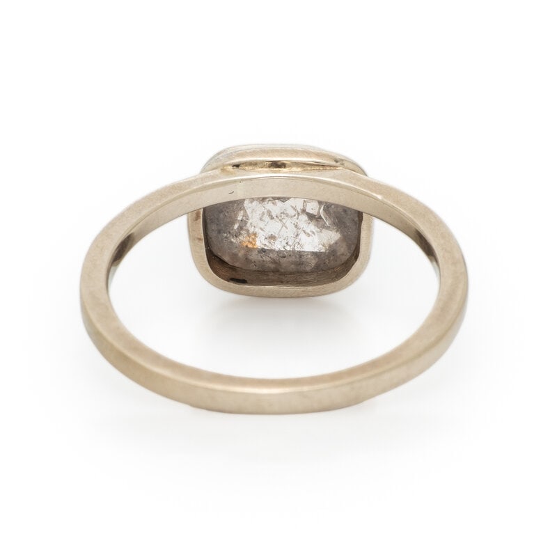 ROSE CUT DIAMOND AND WHITE GOLD RING - 5