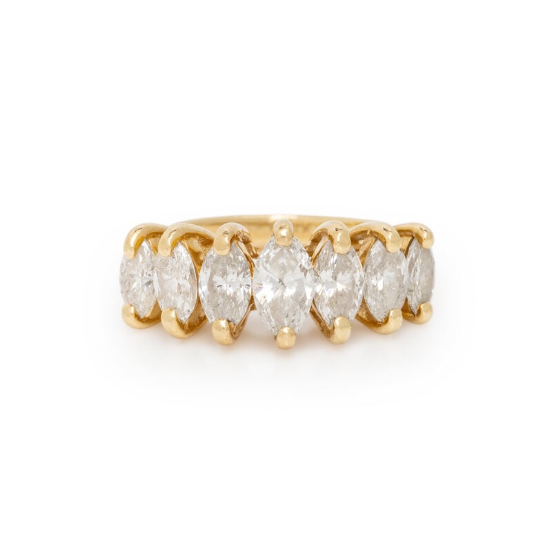 DIAMOND AND YELLOW GOLD RING (1 of 3)