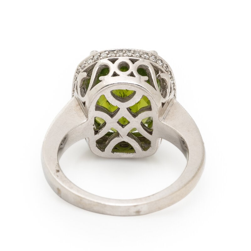PERIDOT AND DIAMOND RING - 3
