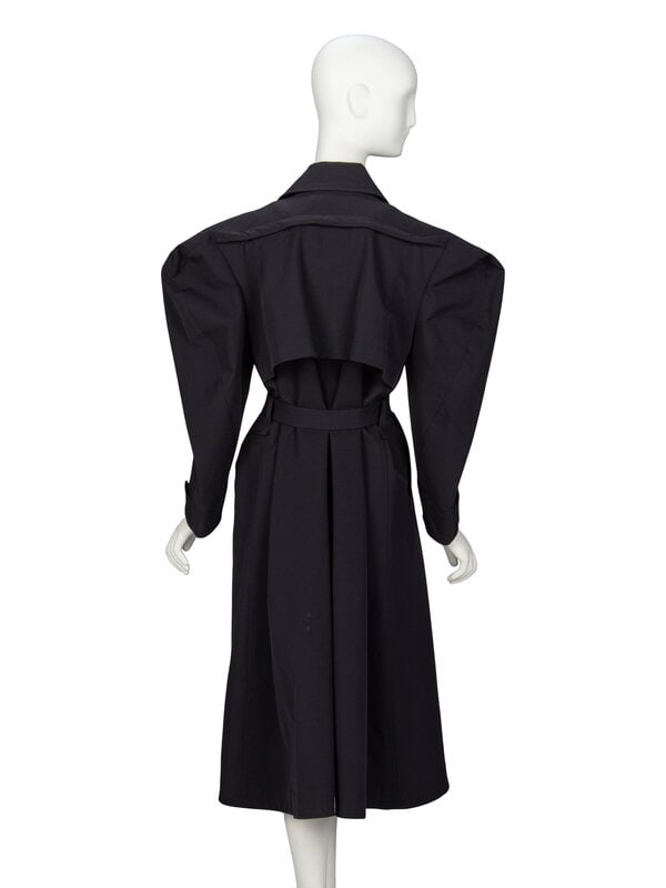 ISSEY MIYAKE, BLACK SCULPTURAL TRENCH COAT - 3