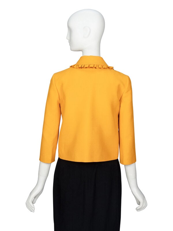 GUCCI, BOXY RUFFLE-TRIM MUSTARD JACKET - 3
