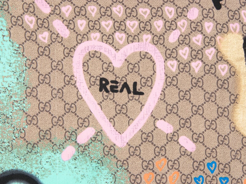 GUCCI, FIVE PRINTED SILK SCARVES - 7