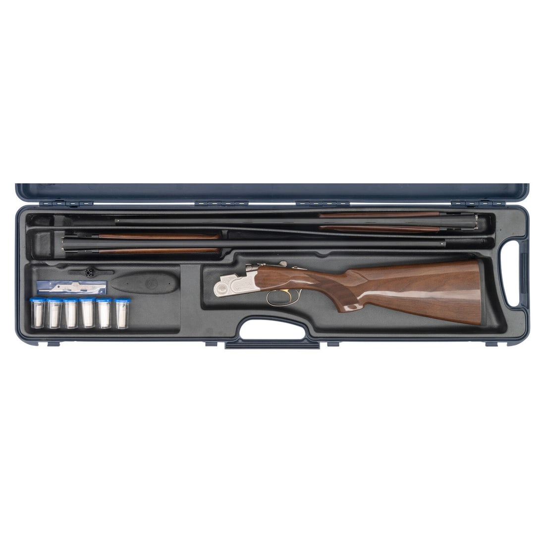 *Beretta Silver Pigeon S 20 and 28 Gauge Shotgun Two Barrel Set in Case: *Beretta Silver Pigeon S 20 and 28 Gauge Shotgun Two Barrel Set in Case 28 Gauge/20 Gauge. 26.375"/28" barrel lengths. SN: U74990B. Interchangeable Chokes. Currently Mounts: 28 Gauge Full/Modified; 20