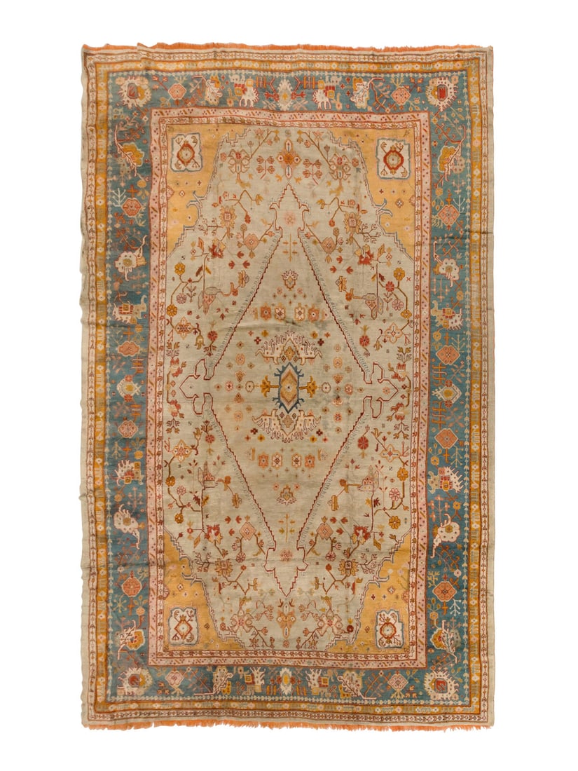 An Oushak Carpet - 2