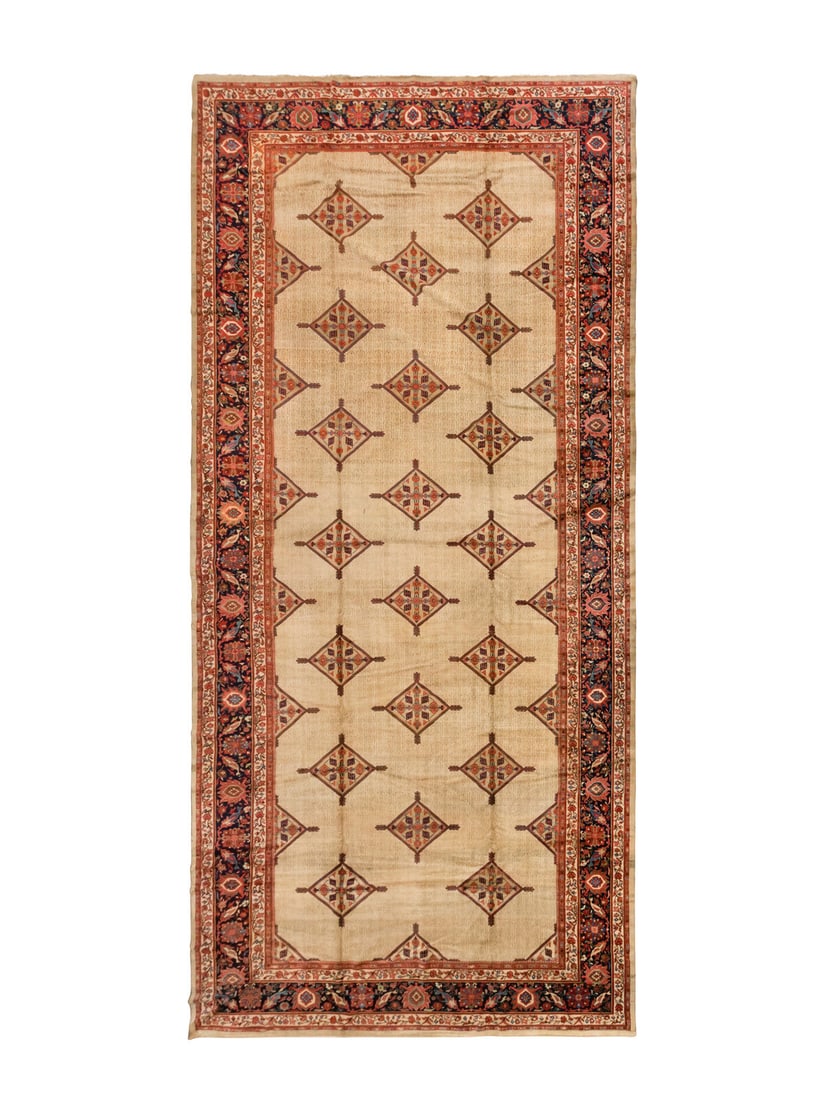 A Serab Carpet (1 of 1)
