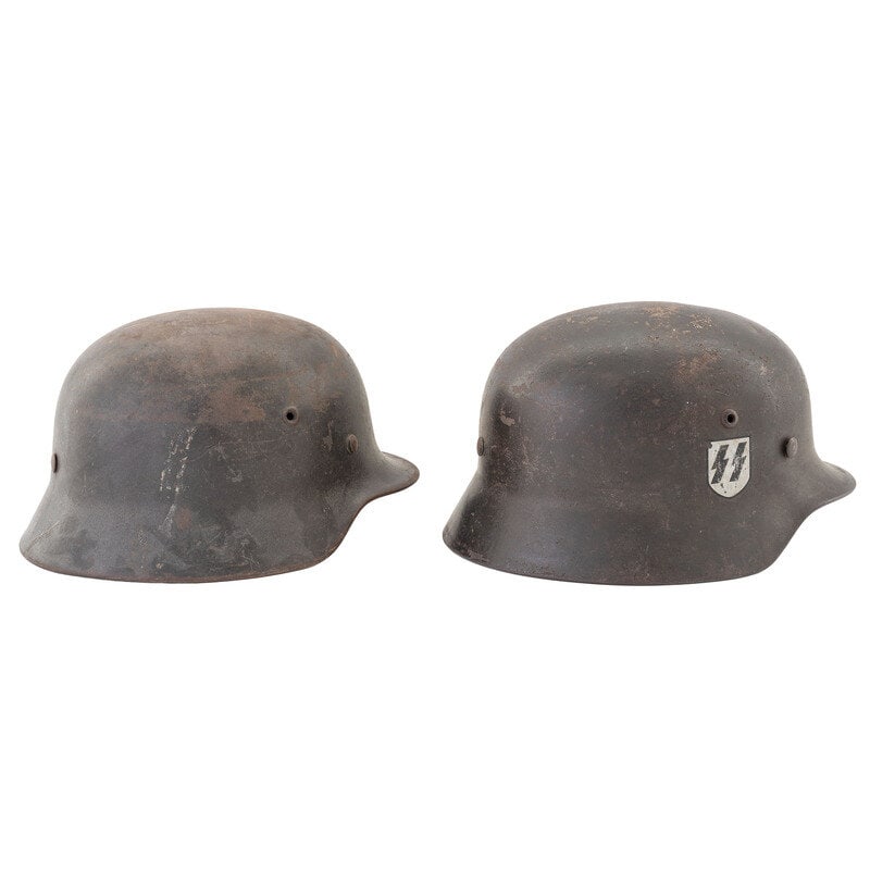 Lot of two WWII German M35 Stahlhelm - 2