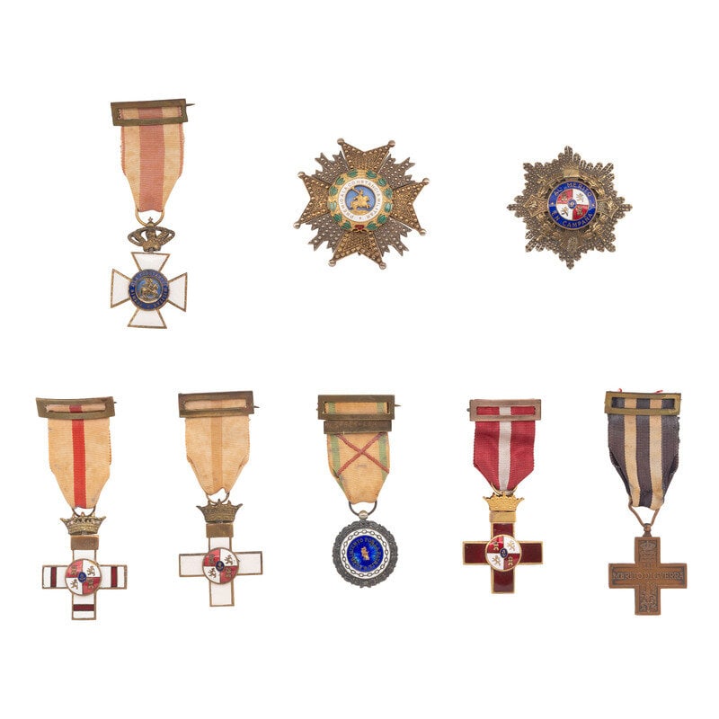 [Militaria] Archive containing medals and photographs of Spanish Cavalry Commander Fernando Suarez P (1 of 3)